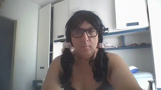 brindisiroby online show from 06/30/26, 07:09