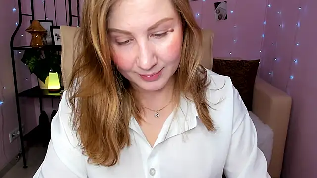 Helens love online show from 02/21/25, 01:44