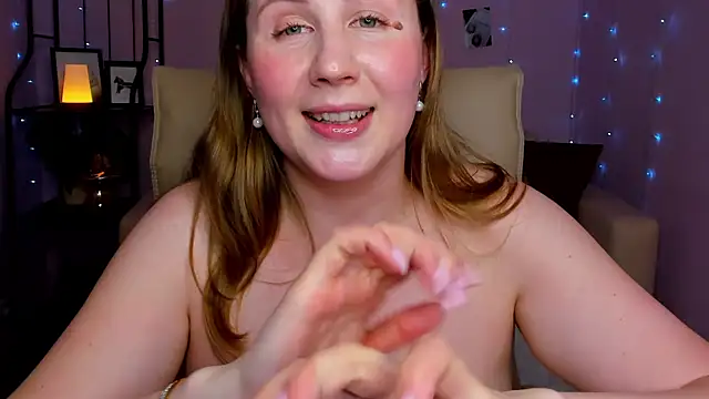 Helens love online show from 03/13/25, 02:05