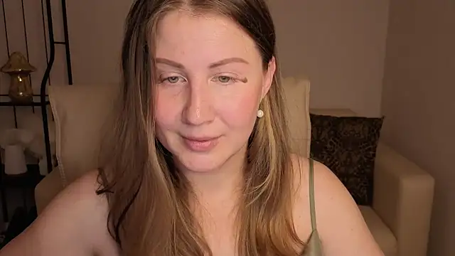 Helens love online show from 09/18/25, 01:18