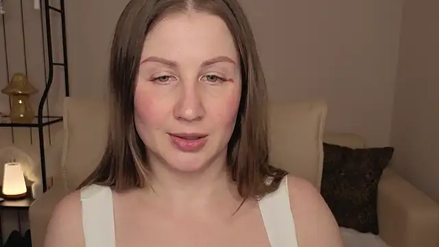 Snapshot of Helens_love chatting on 03/21/26, 08:19 Helens love online show from 03/21/26, 08:19