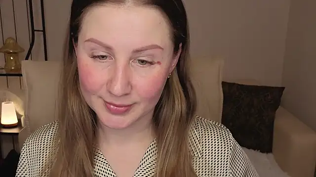 Snapshot of Helens_love chatting on 03/23/26, 07:45 Helens love online show from 03/23/26, 07:45