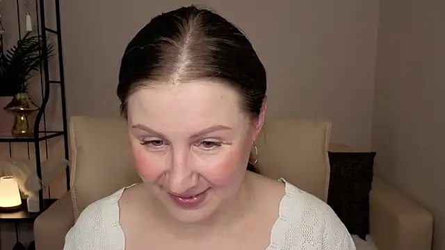 Snapshot of Helens_love chatting on 05/04/26, 09:05 Helens love online show from 05/04/26, 09:05