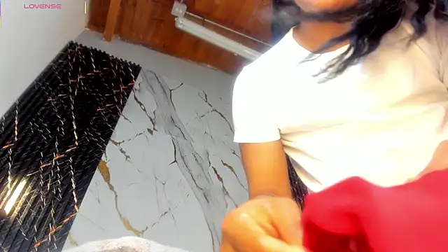 ebony hot1 online show from 11/12/25, 02:28