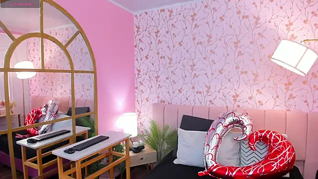 Snapshot of amber-hill chatting on 02/16/25, 12:19 amber-hill online show from 02/16/25, 12:19