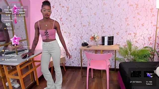 Snapshot of amber-hill chatting on 03/07/25, 01:20 amber-hill online show from 03/07/25, 01:20