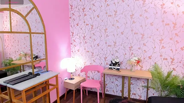 Snapshot of amber-hill chatting on 03/15/25, 01:19 amber-hill online show from 03/15/25, 01:19