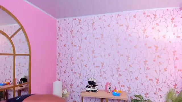 Snapshot of amber-hill chatting on 03/22/25, 01:22 amber-hill online show from 03/22/25, 01:22