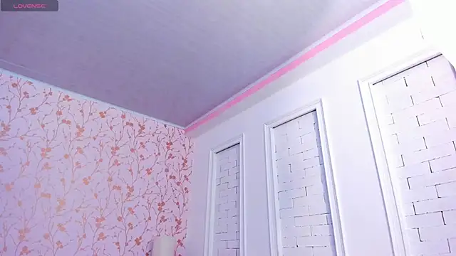 Snapshot of amber-hill chatting on 04/30/26, 07:20 amber-hill online show from 04/30/26, 07:20