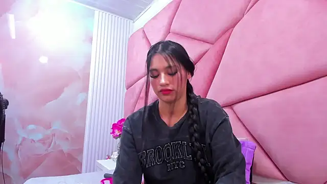 Mariana Prin online show from 05/08/26, 03:01