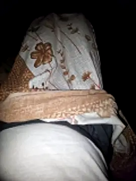 Snapshot of Yours_daddy6728 chatting on 02/12/26, 03:29 Yours daddy6728 online show from 02/12/26, 03:29