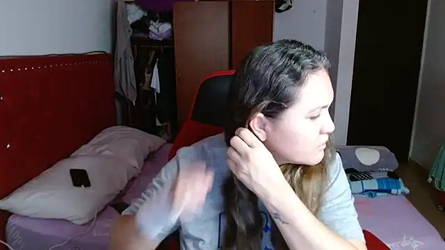 helenca43 online show from 11/26/25, 11:11