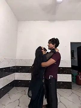 riya190 online show from 10/07/25, 06:49