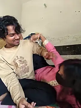 riya190 online show from 11/07/25, 08:47