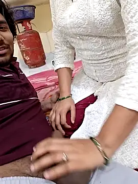 Snapshot of riya190 chatting on 01/05/26, 06:11 riya190 online show from 01/05/26, 06:11