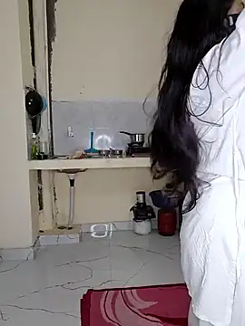 Snapshot of riya190 chatting on 03/06/26, 05:20 riya190 online show from 03/06/26, 05:20