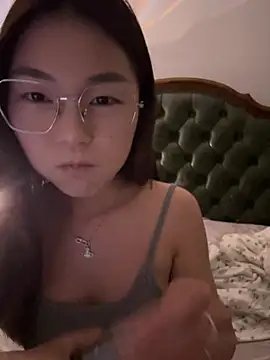 Sweet-Angel999 online show from 05/15/26, 04:25