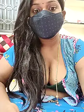 Snapshot of Renuma chatting on 02/15/25, 12:33 Renuma online show from 02/15/25, 12:33