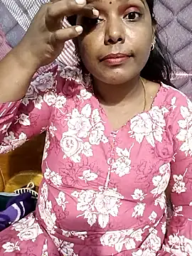 Snapshot of Renuma chatting on 10/07/25, 03:36 Renuma online show from 10/07/25, 03:36