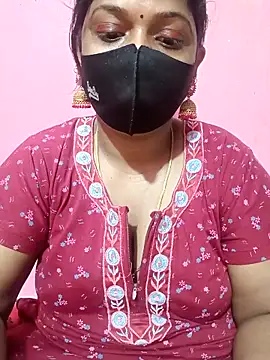 Snapshot of Renuma chatting on 11/06/25, 12:22 Renuma online show from 11/06/25, 12:22