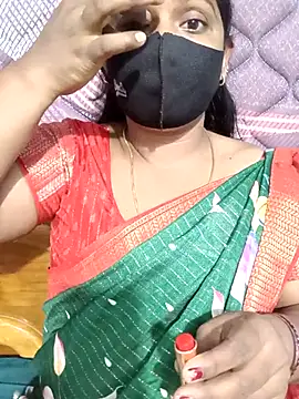 Snapshot of Renuma chatting on 11/26/25, 04:08 Renuma online show from 11/26/25, 04:08