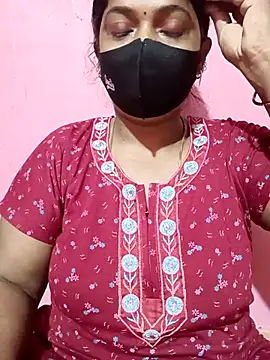 Snapshot of Renuma chatting on 12/05/25, 12:41 Renuma online show from 12/05/25, 12:41