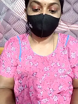 Snapshot of Renuma chatting on 12/15/25, 09:46 Renuma online show from 12/15/25, 09:46