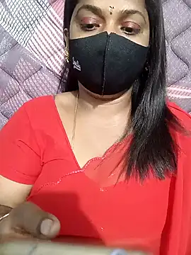 Snapshot of Renuma chatting on 02/05/26, 03:55 Renuma online show from 02/05/26, 03:55