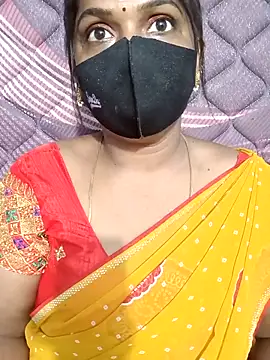 Snapshot of Renuma chatting on 03/23/26, 03:43 Renuma online show from 03/23/26, 03:43