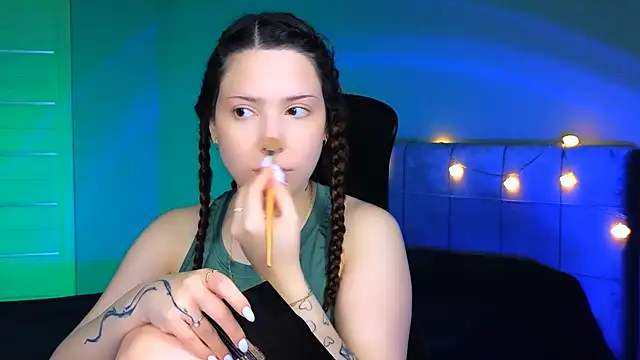 Snapshot of Stacy_Gonzales_ chatting on 03/19/25, 06:03 Stacy Gonzales  online show from 03/19/25, 06:03