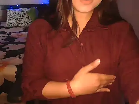 Snapshot of WildRuhi20 chatting on 02/20/26, 05:37 WildRuhi20 online show from 02/20/26, 05:37