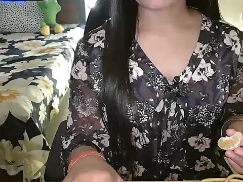 Snapshot of WildRuhi20 chatting on 02/26/26, 06:01 WildRuhi20 online show from 02/26/26, 06:01