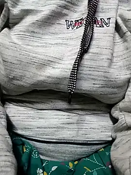 Snapshot of Wifesuman40 chatting on 12/06/24, 05:22 Wifesuman40 online show from 12/06/24, 05:22