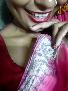 Snapshot of Wifesuman40 chatting on 12/18/24, 06:14 Wifesuman40 online show from 12/18/24, 06:14