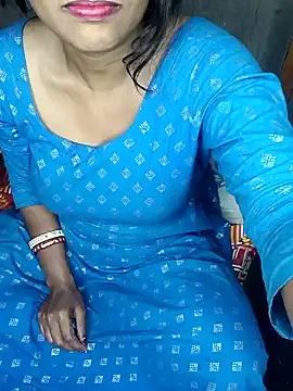 Snapshot of Wifesuman40 chatting on 12/22/24, 05:53 Wifesuman40 online show from 12/22/24, 05:53