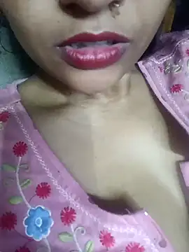 Snapshot of Wifesuman40 chatting on 12/26/24, 12:46 Wifesuman40 online show from 12/26/24, 12:46