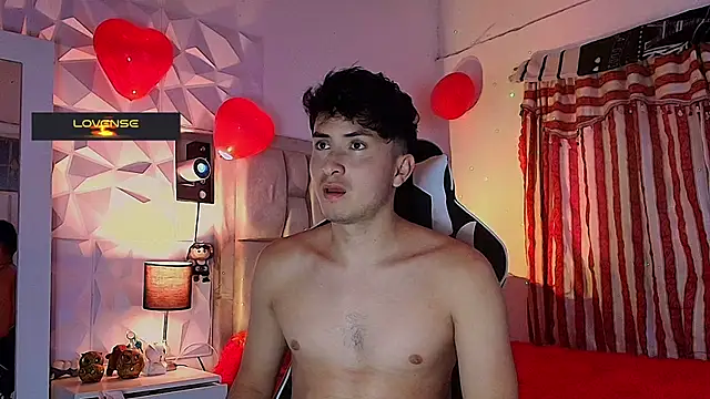 santyago taylor online show from 03/04/25, 06:50