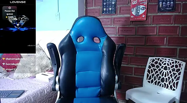 cristal horny19 online show from 03/18/25, 09:52