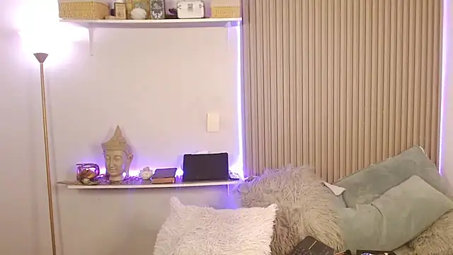 Snapshot of sammy_quinn chatting on 02/08/25, 06:22 sammy quinn online show from 02/08/25, 06:22