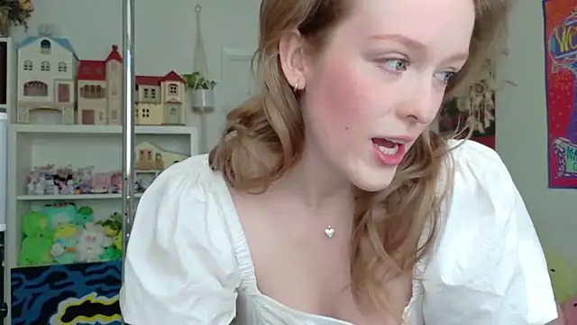 Daisy Dollxo online show from 04/22/26, 07:04