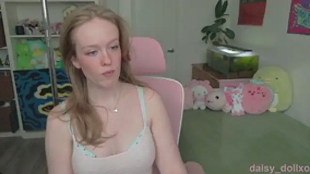 Daisy Dollxo online show from 04/24/26, 09:39