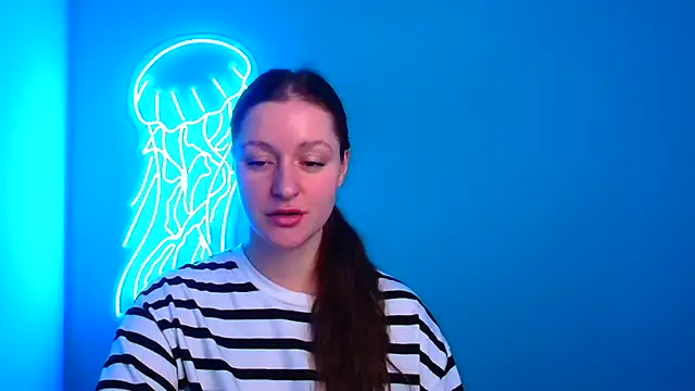 Snapshot of Fantasy_July chatting on 12/16/24, 09:35 Fantasy July online show from 12/16/24, 09:35