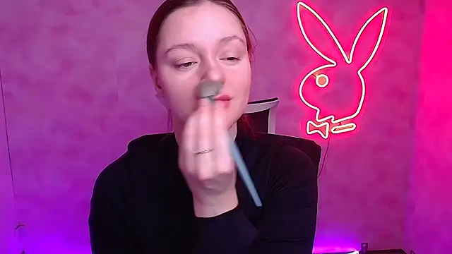 Snapshot of Fantasy_July chatting on 02/01/25, 06:43 Fantasy July online show from 02/01/25, 06:43