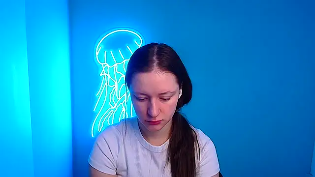 Snapshot of Fantasy_July chatting on 02/27/25, 06:40 Fantasy July online show from 02/27/25, 06:40