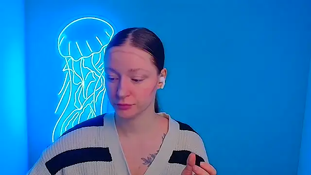 Snapshot of Fantasy_July chatting on 02/28/25, 06:32 Fantasy July online show from 02/28/25, 06:32