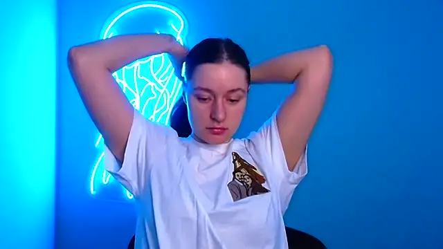 Snapshot of Fantasy_July chatting on 03/11/25, 12:28 Fantasy July online show from 03/11/25, 12:28