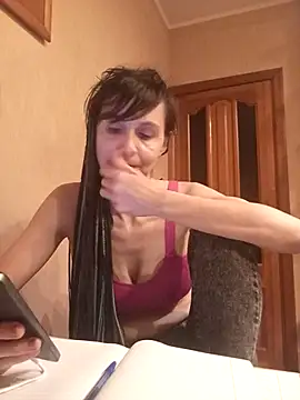 Francenia lolis online show from 06/25/26, 08:24