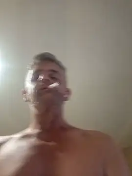 Snapshot of NICJOHNS chatting on 12/17/24, 12:54 NICJOHNS online show from 12/17/24, 12:54