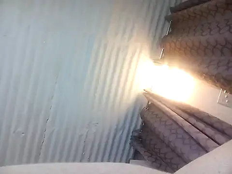 Snapshot of NICJOHNS chatting on 02/26/25, 02:26 NICJOHNS online show from 02/26/25, 02:26