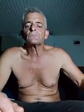 Snapshot of NICJOHNS chatting on 01/12/26, 08:14 NICJOHNS online show from 01/12/26, 08:14